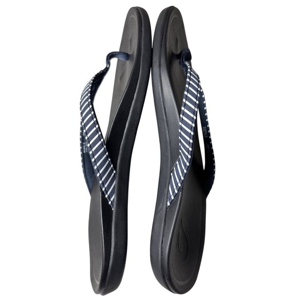 OluKai Ho'Opio Flip Flops Sandal Size 6 Black Onyx Stripe Beach Minimal Comfort - Picture 7 of 9